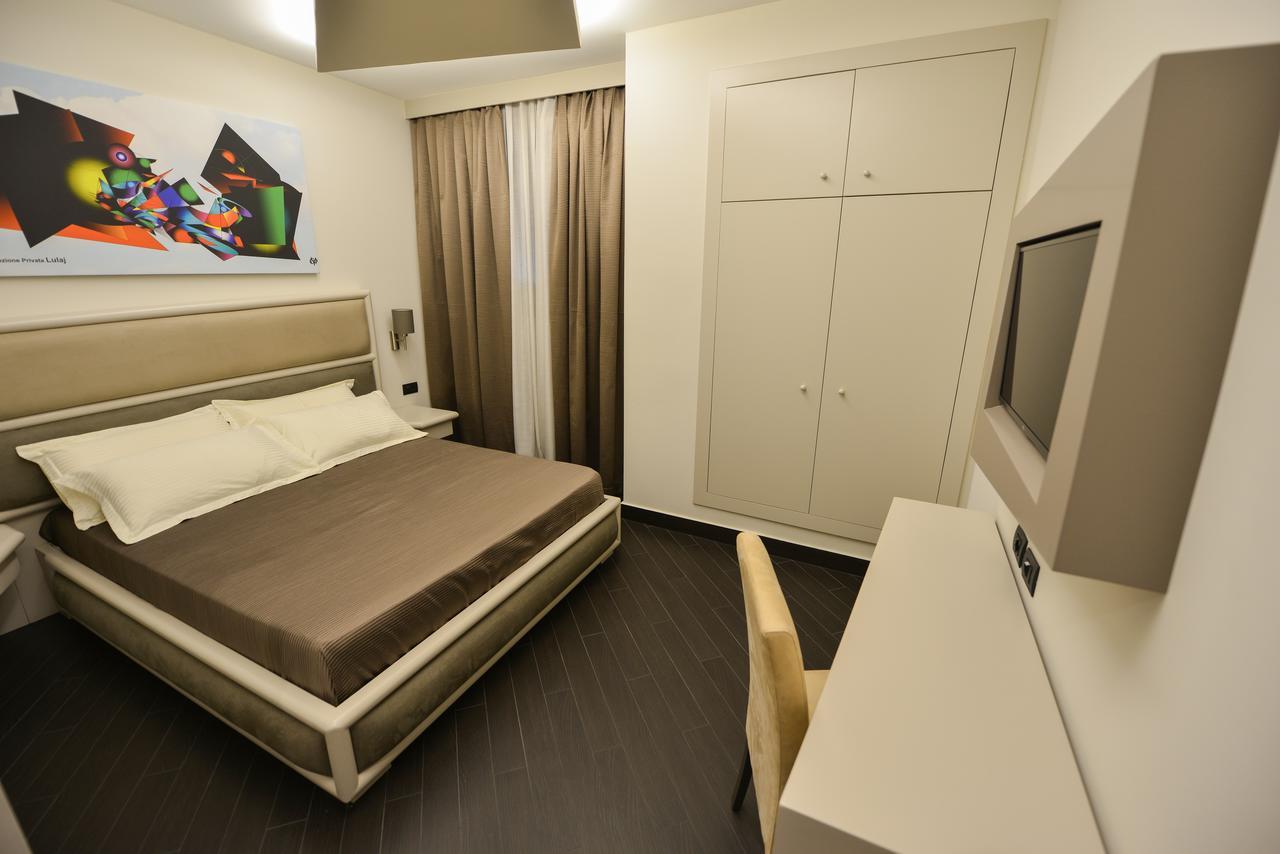 Petit Hotel Elita Шкодер Экстерьер фото