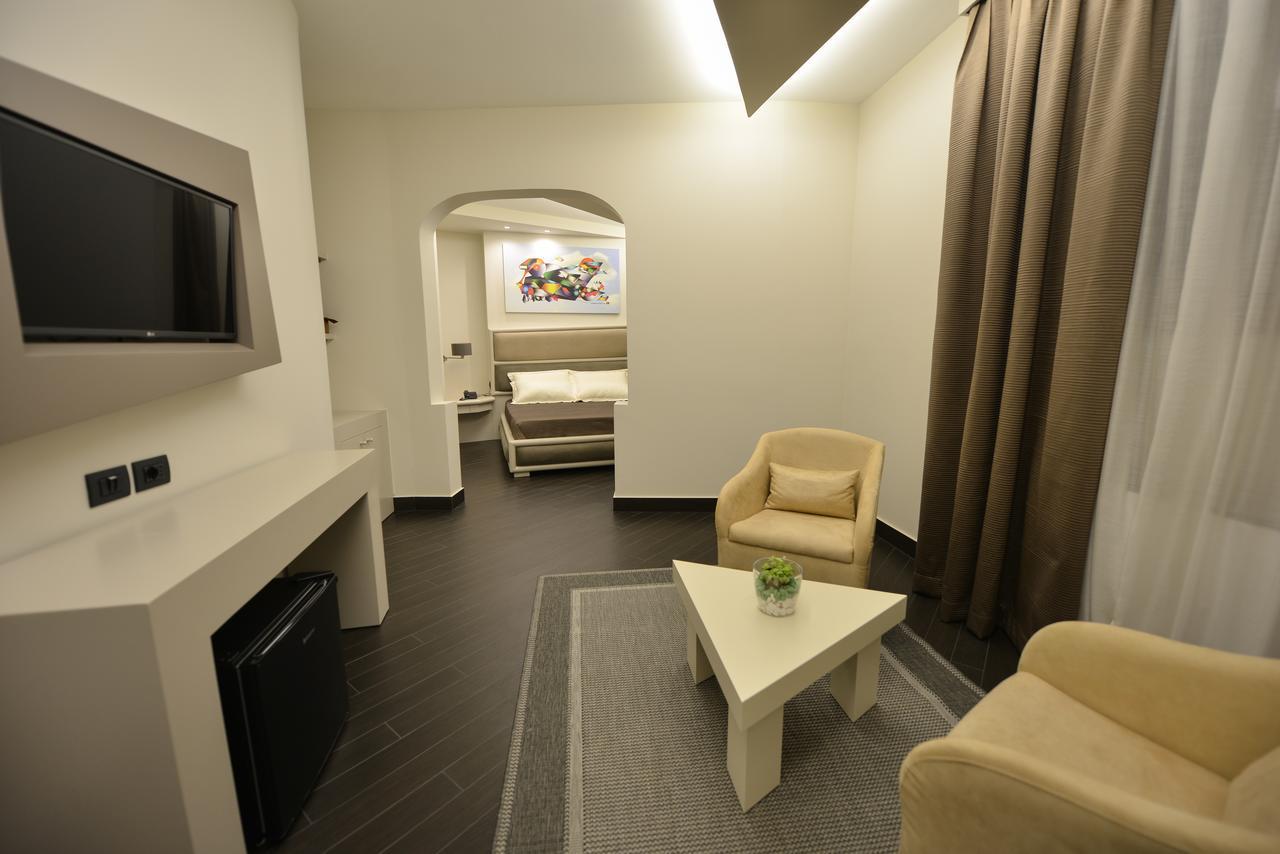 Petit Hotel Elita Шкодер Экстерьер фото