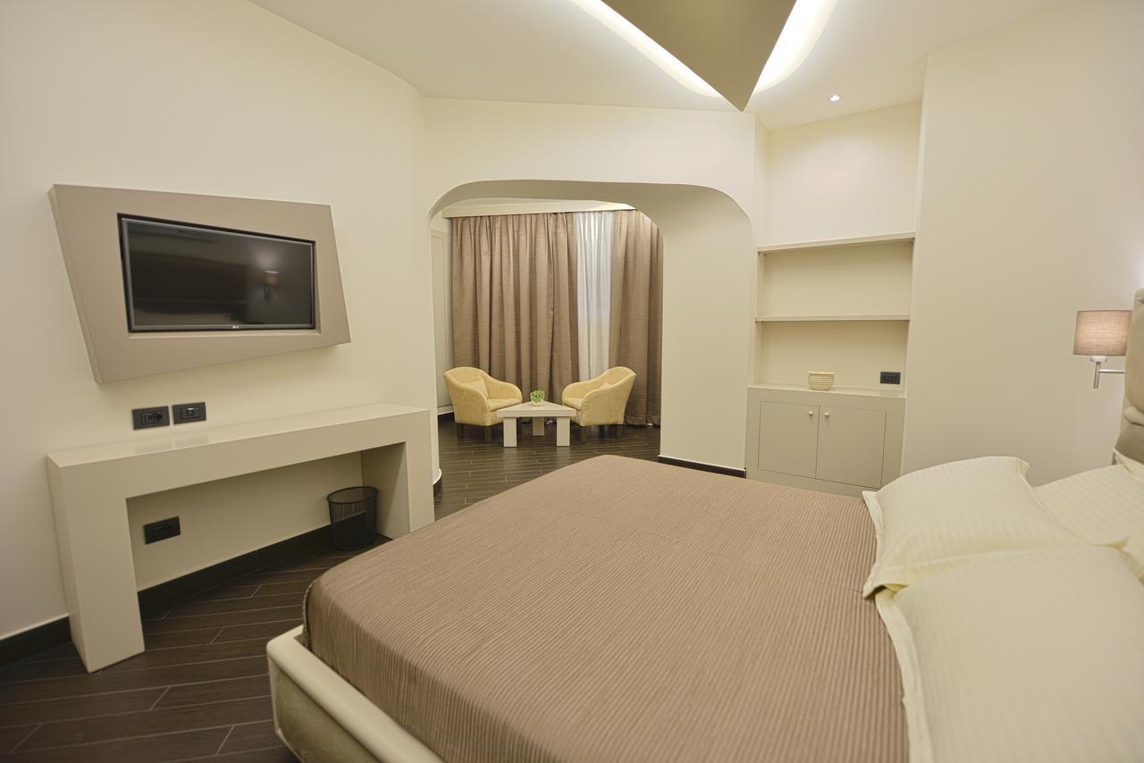 Petit Hotel Elita Шкодер Экстерьер фото