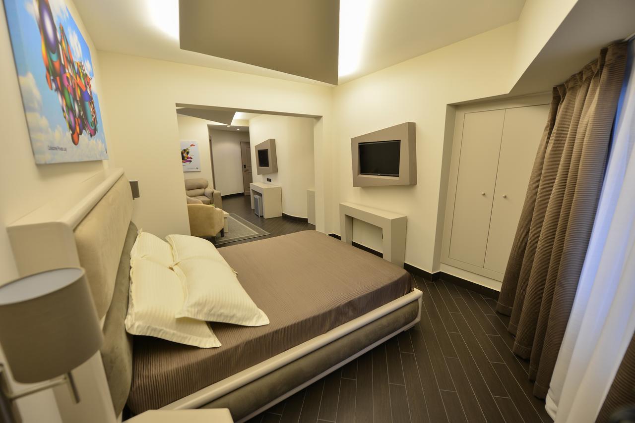 Petit Hotel Elita Шкодер Экстерьер фото